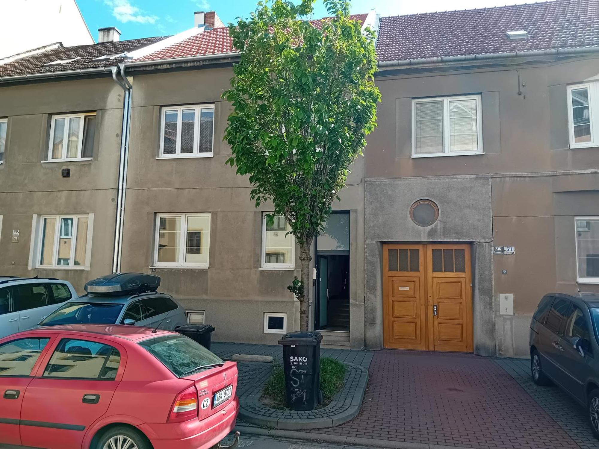 Holub Apartment In City Centrum Komarov Exterior photo